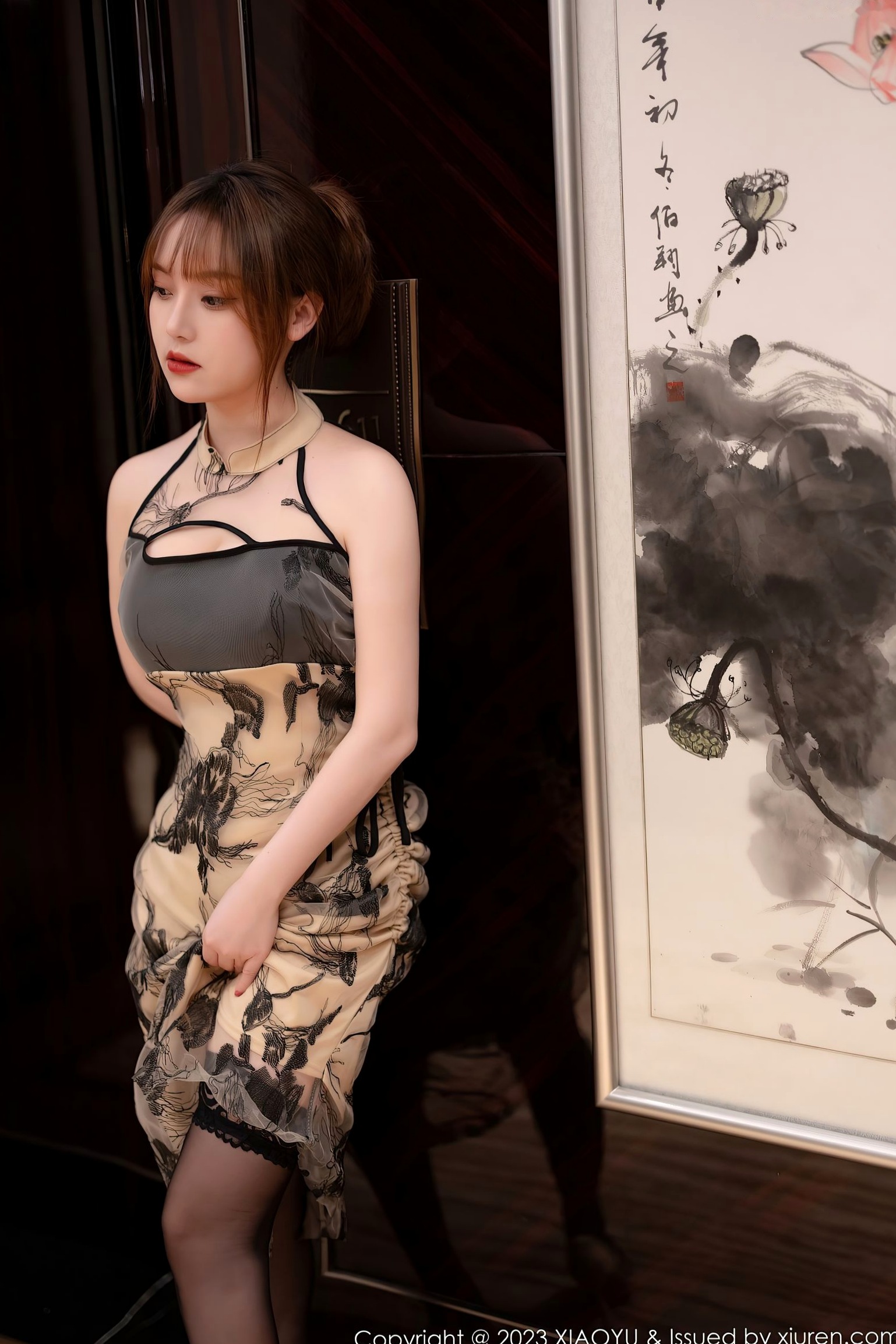 XiaoYu语画界1004:豆瓣酱私房大尺度写真,性感蕾丝内衣配黑丝,都市夜景下的极致诱惑与奢华魅影