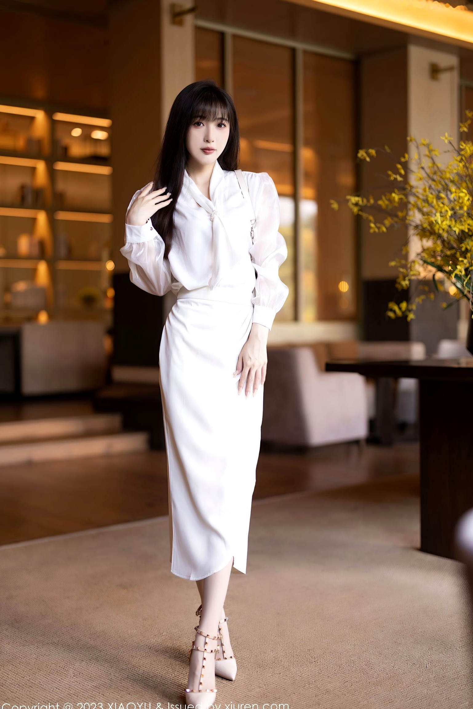XiaoYu语画界-1088-林星阑-室内私房诱惑-白色连衣长裙与性感内衣-气质御女郎写真-2023.08.09