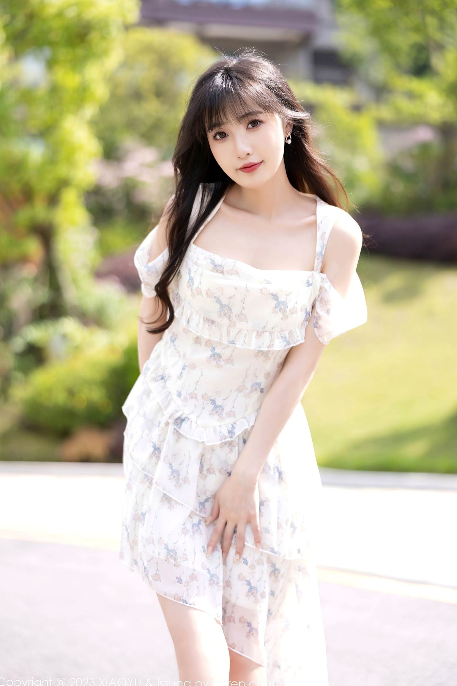 XiaoYu语画界-1058-林星阑-贵州旅拍-清新碎花白裙与性感轻透白婚纱-极致纯欲写真