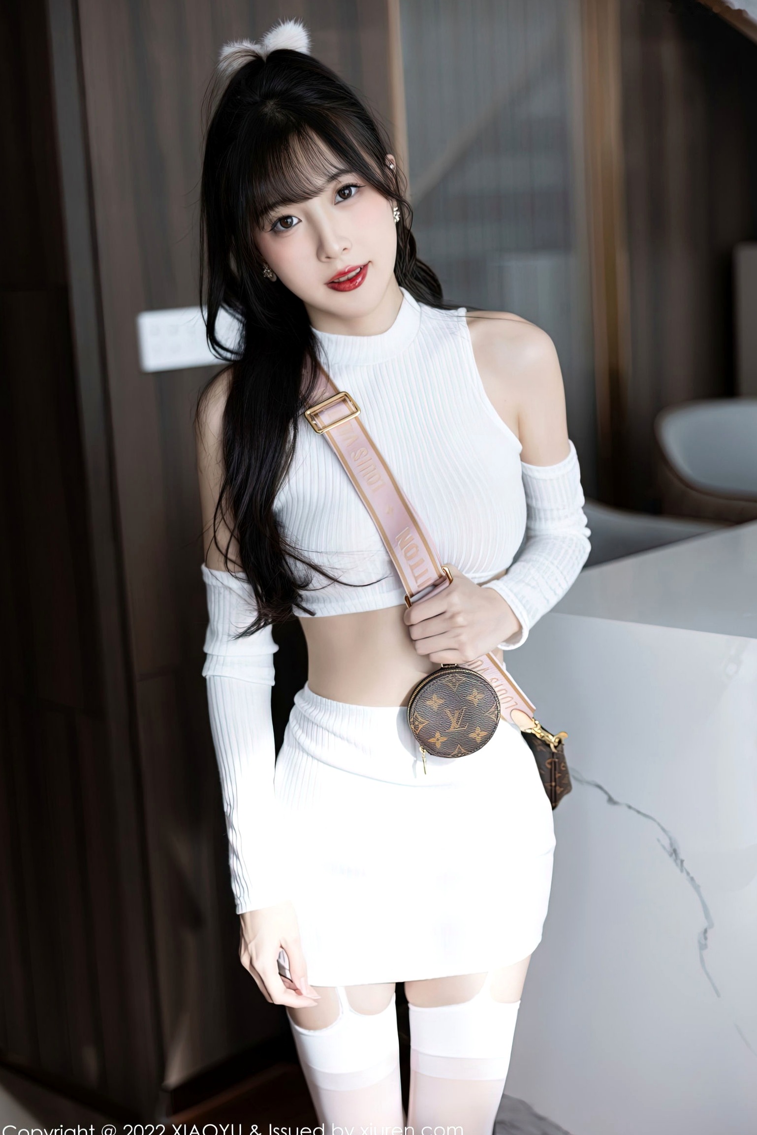 XiaoYu语画界-928-林星阑-纯欲白色抹胸搭配白丝吊带袜,现代家居极致诱惑,优雅与性感并存的绝美写真