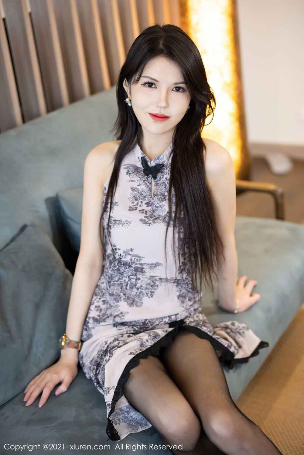 新人模特媛媛酱 典雅韵味古典旗袍