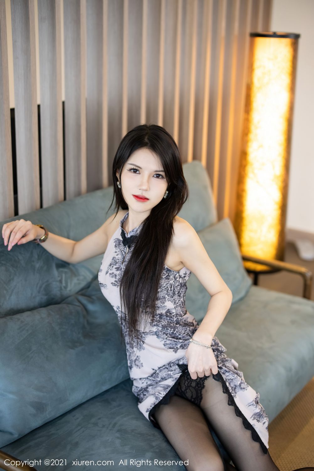 新人模特媛媛酱 典雅韵味古典旗袍