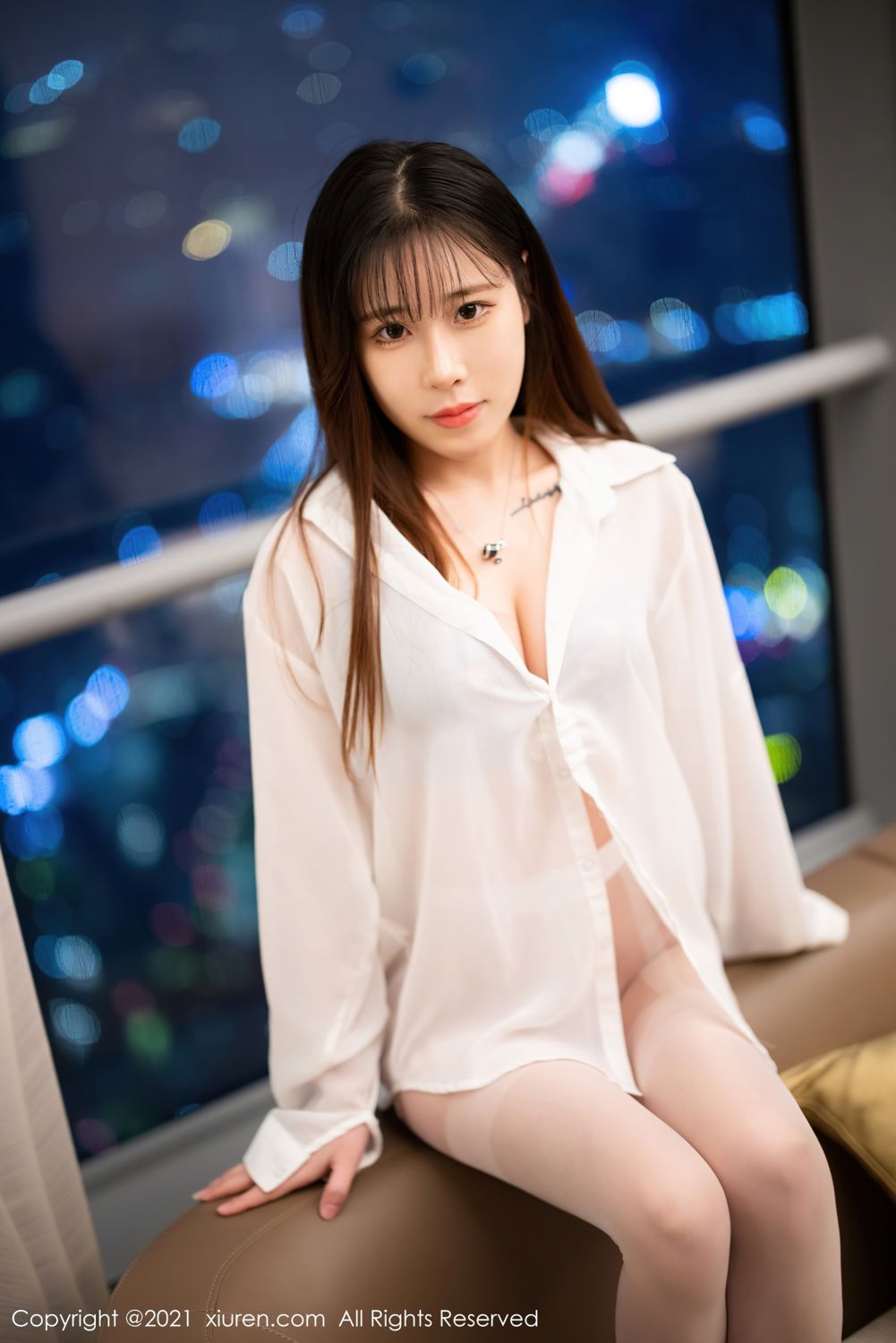 新人模特甜熙Dora 经典的白衬衫系列
