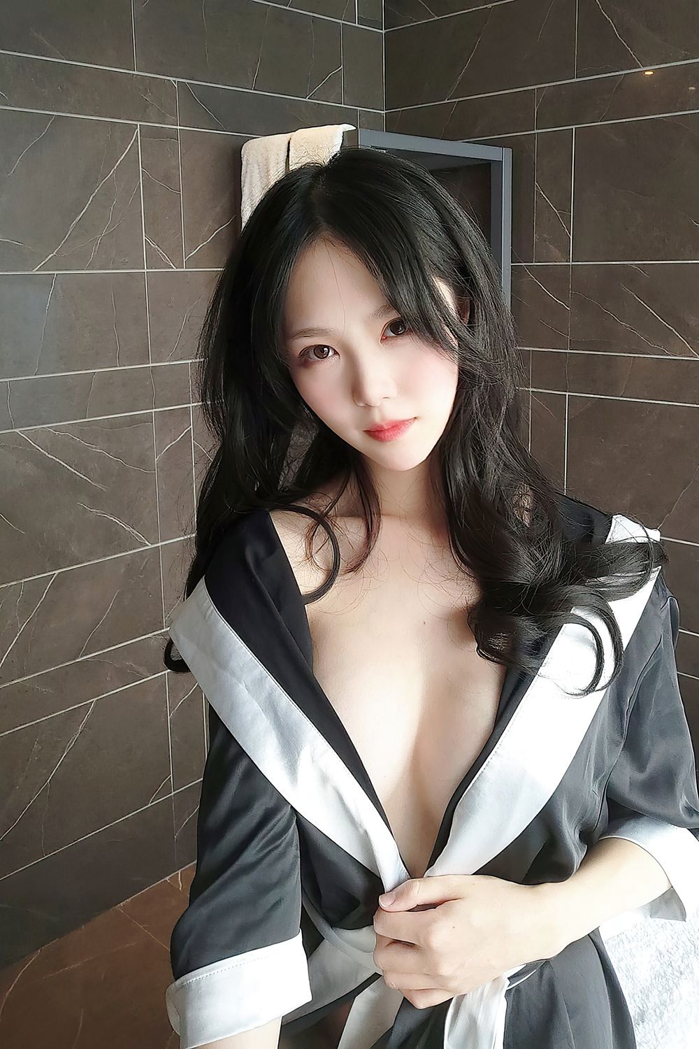 抖娘利世今夜不归