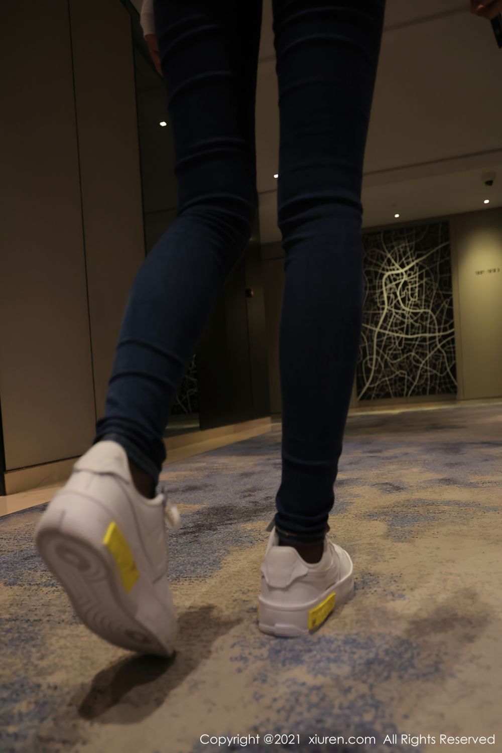 新人模特蓝莓FY 层层渐进的手法