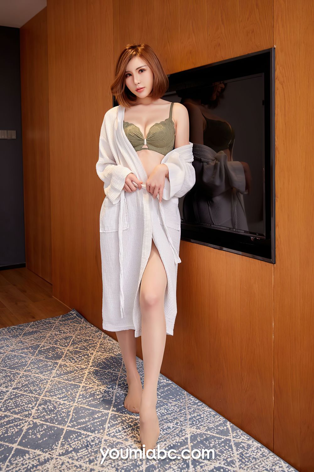 墨色琥珀 夏美子