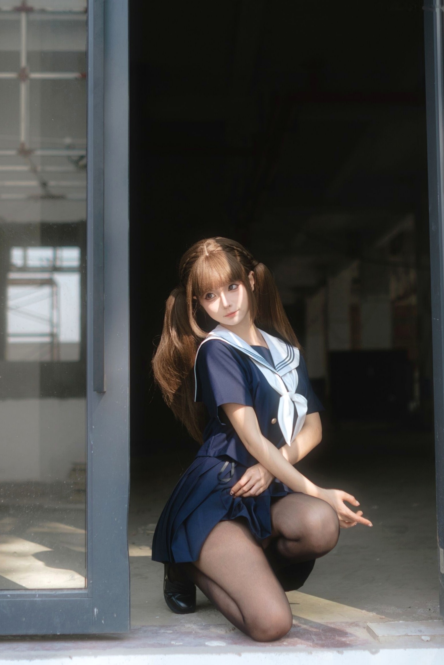 《蠢沫沫-午后-Afternoon》日系水手制服黑丝性感大尺度私房写真