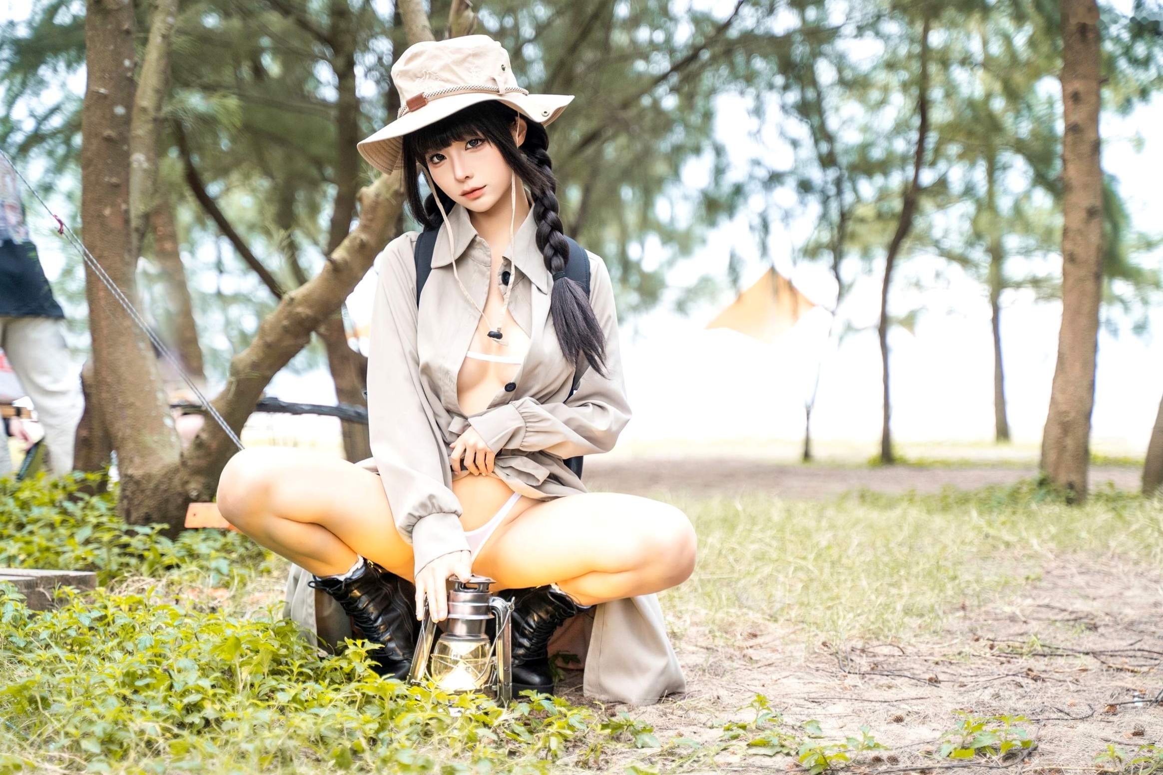 蠢沫沫-露营户外探险,童颜巨乳比基尼私房写真,帐篷里的极致诱惑