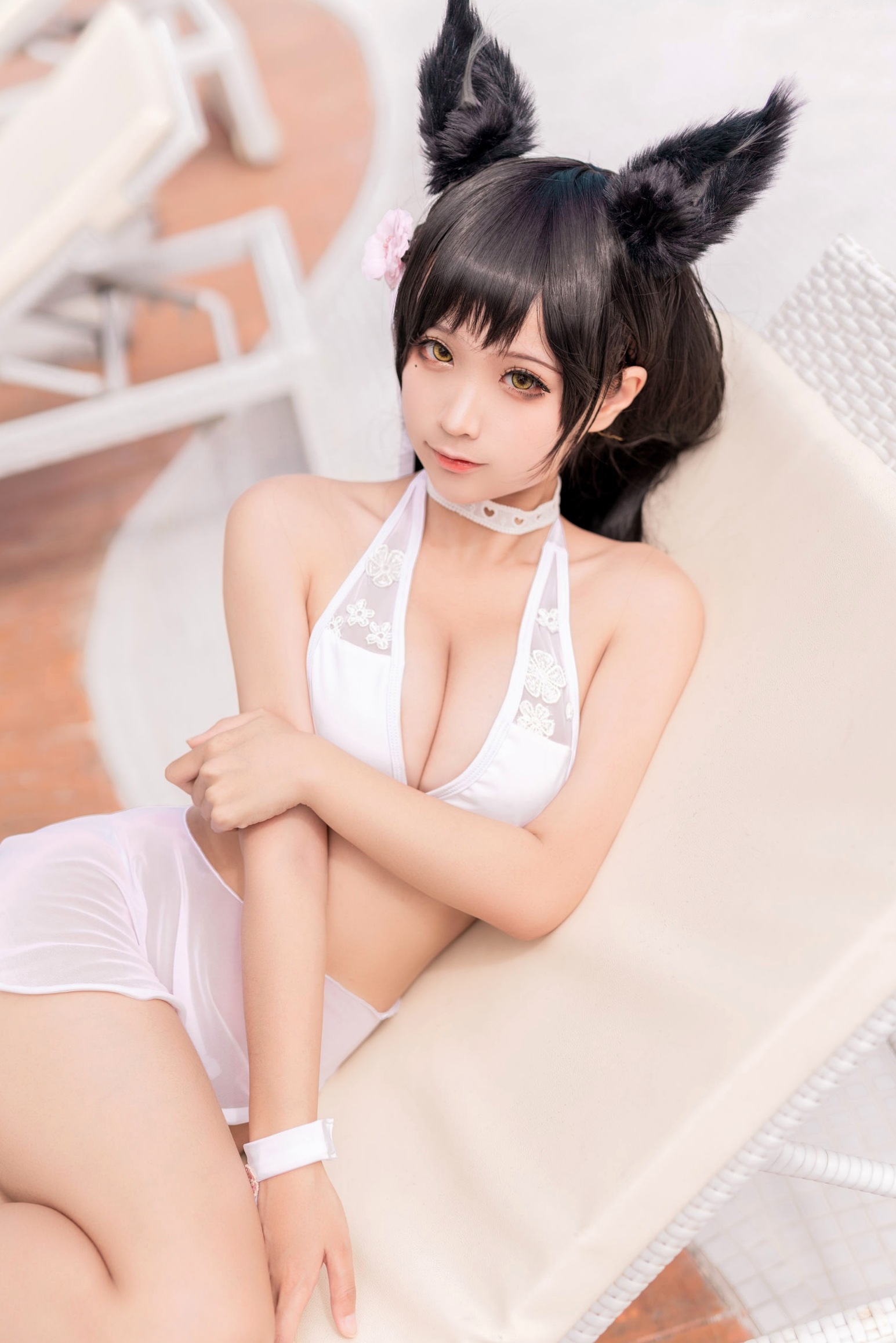 蠢沫沫 - 碧蓝航线爱宕泳装角色扮演,泳池边的诱惑女神,清纯与性感并存,顶级Cosplay高清套图
