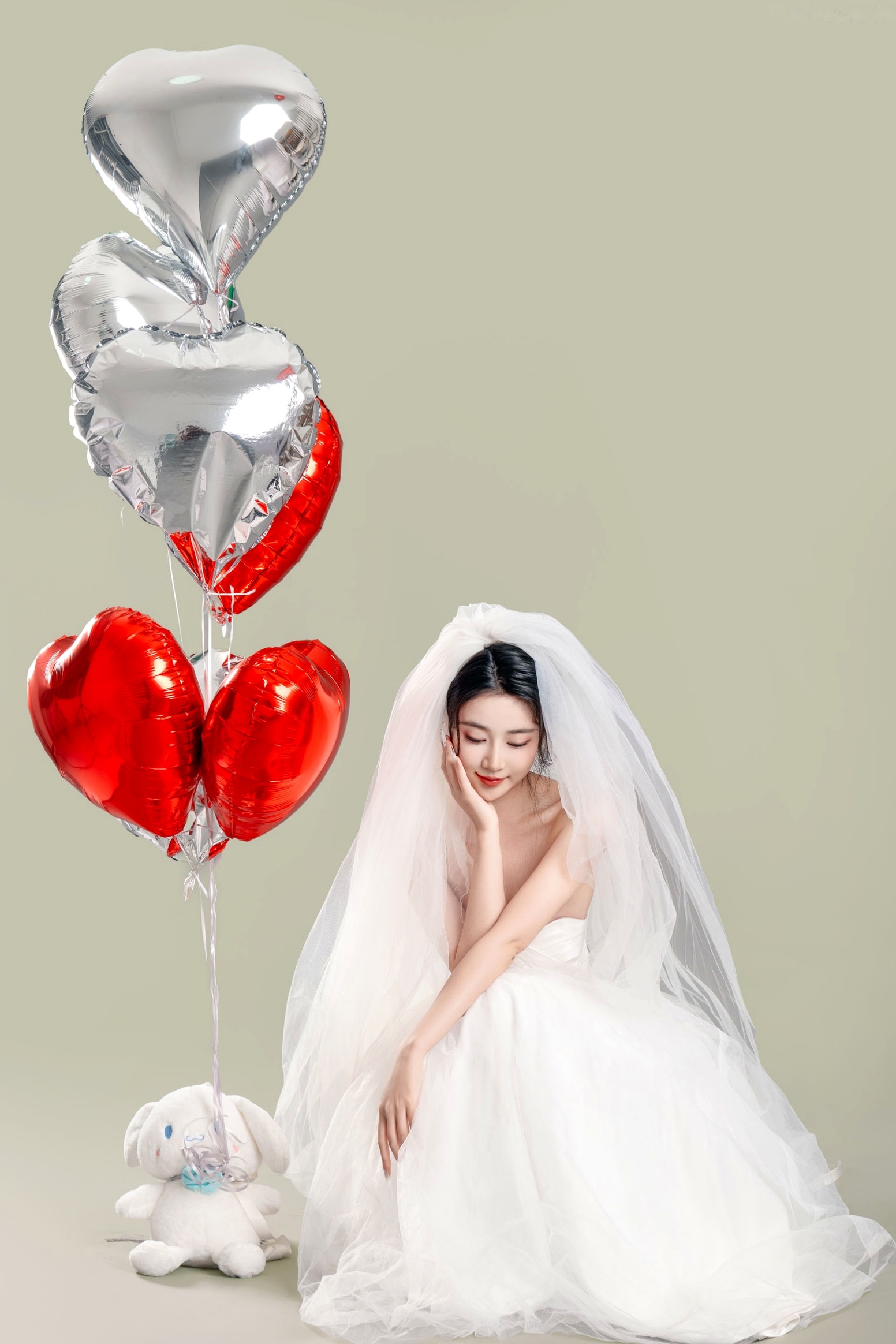 年年Nnian-LOVE-情人节特别篇:纯白婚纱私房照,心形气球浪漫诱惑与清纯甜美的碰撞