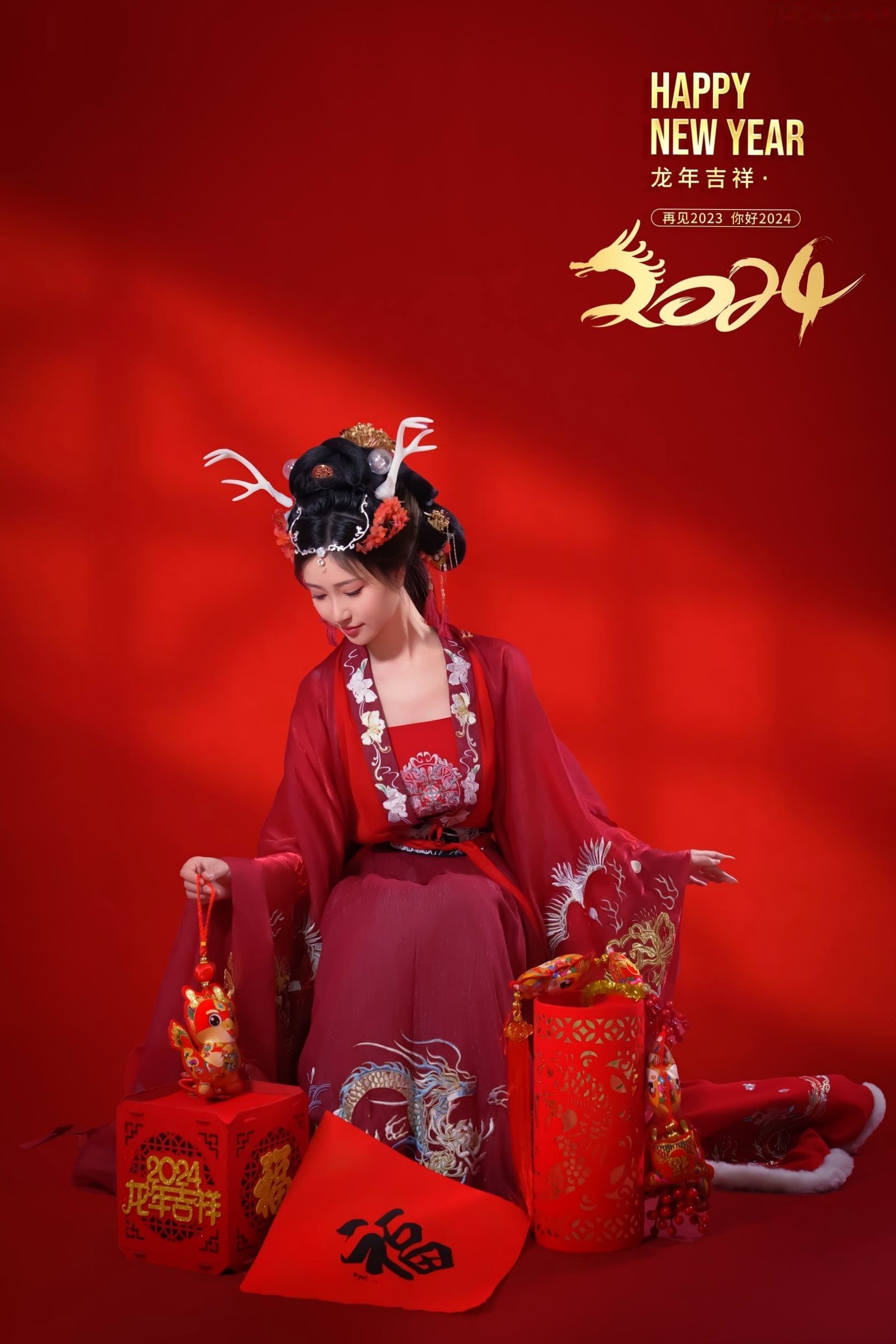 年年-新年快乐-2024龙年新春大尺度私房照-古风红色性感女神
