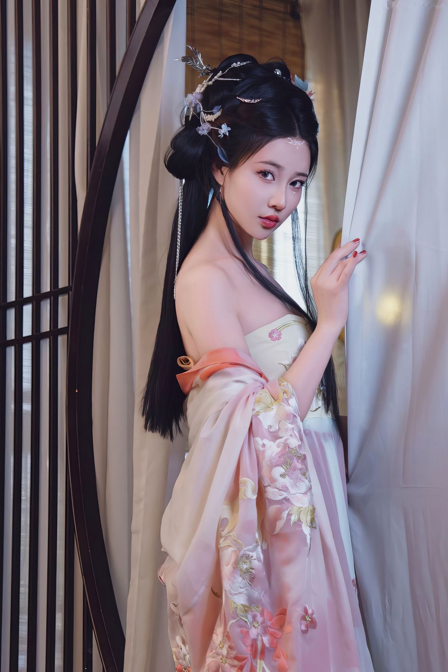 年年-霓裳:国风古韵唯美大片,极致迷人私房艺术写真