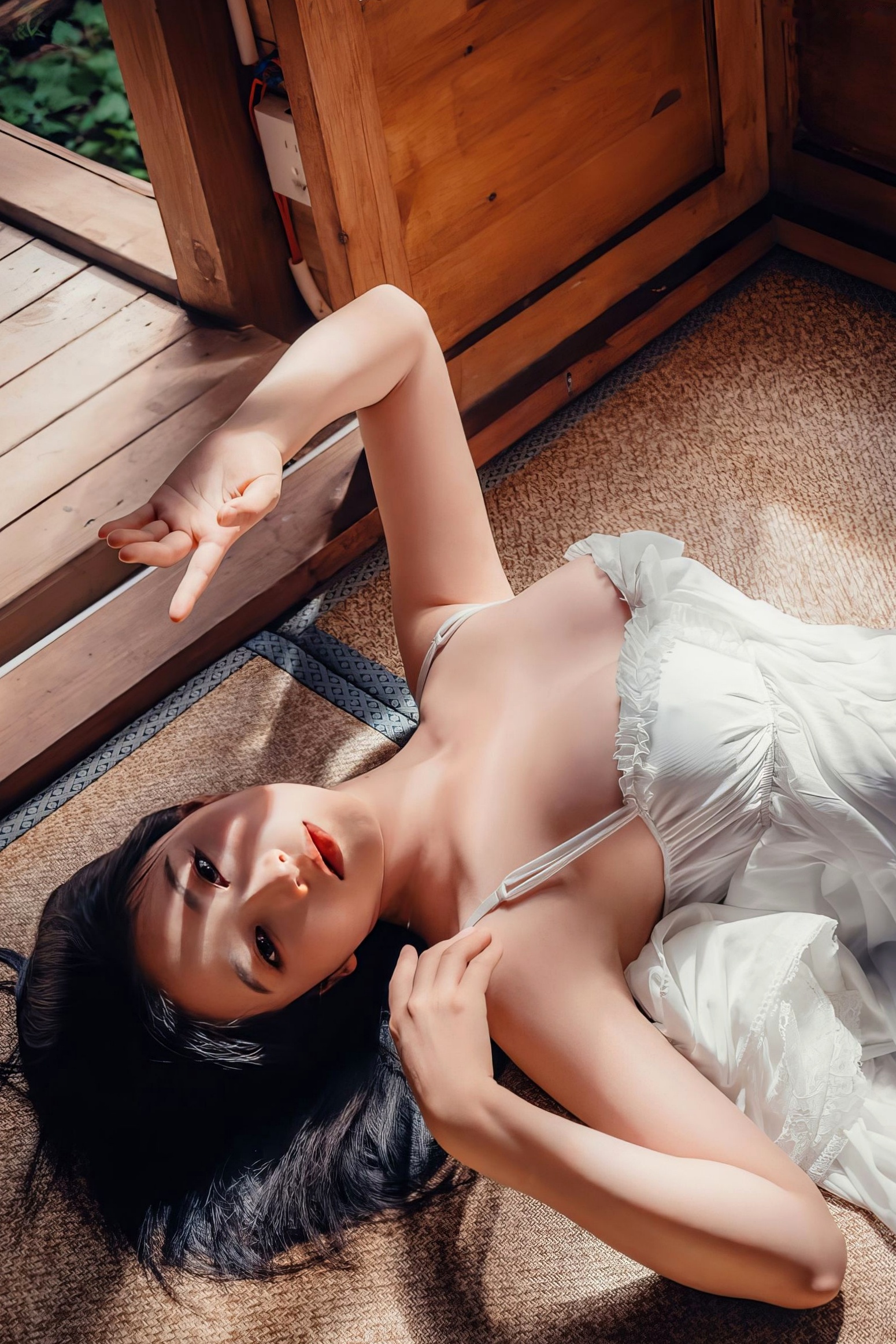 年年-林间小屋私房写真,室内唯美文艺风,白纱透视下的清纯诱惑与治愈系暖光人像