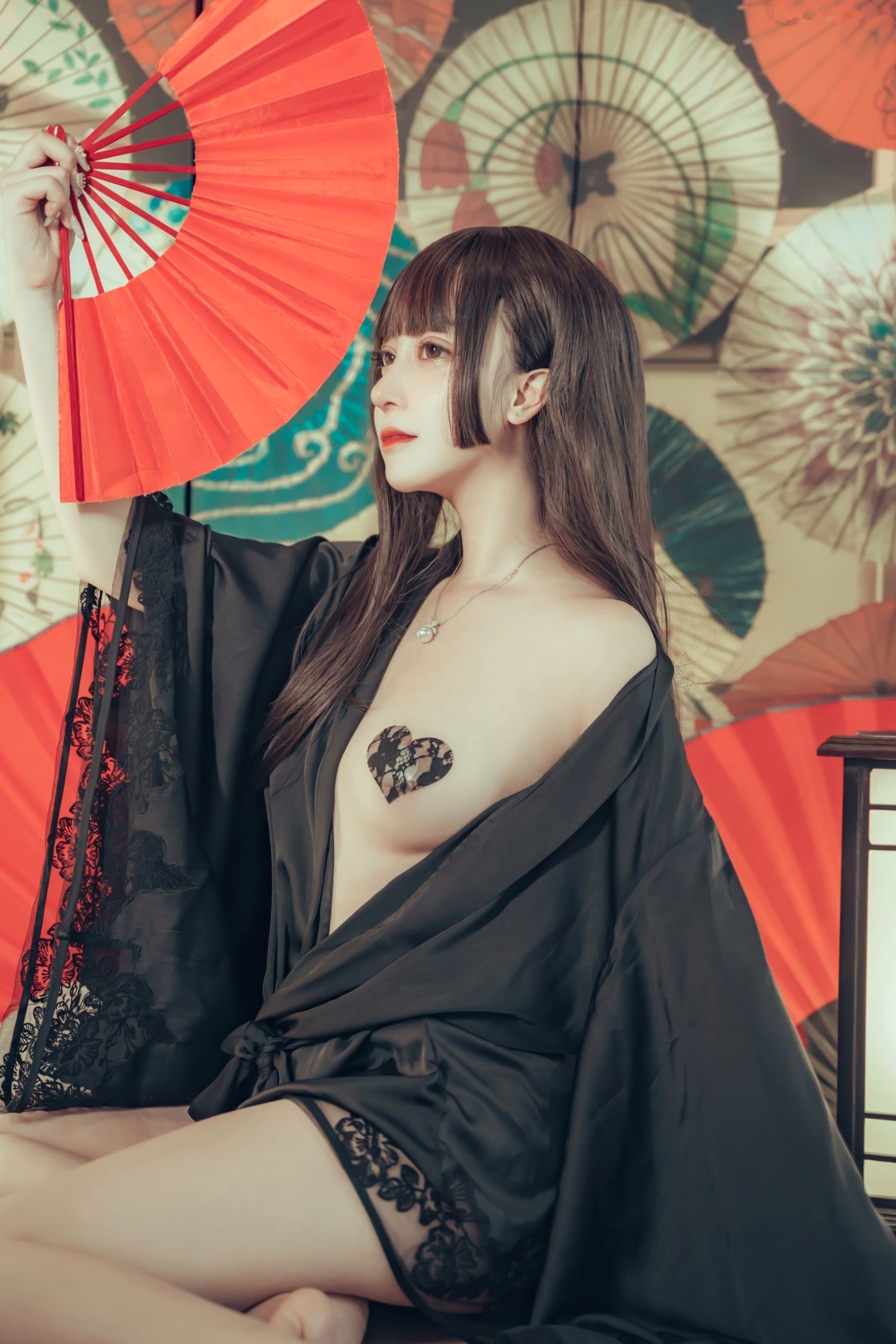 过期米线线喵-088-和风浴衣写真:暗黑系日式私房,高冷妩媚的性感诱惑,展现绝美身材曲线