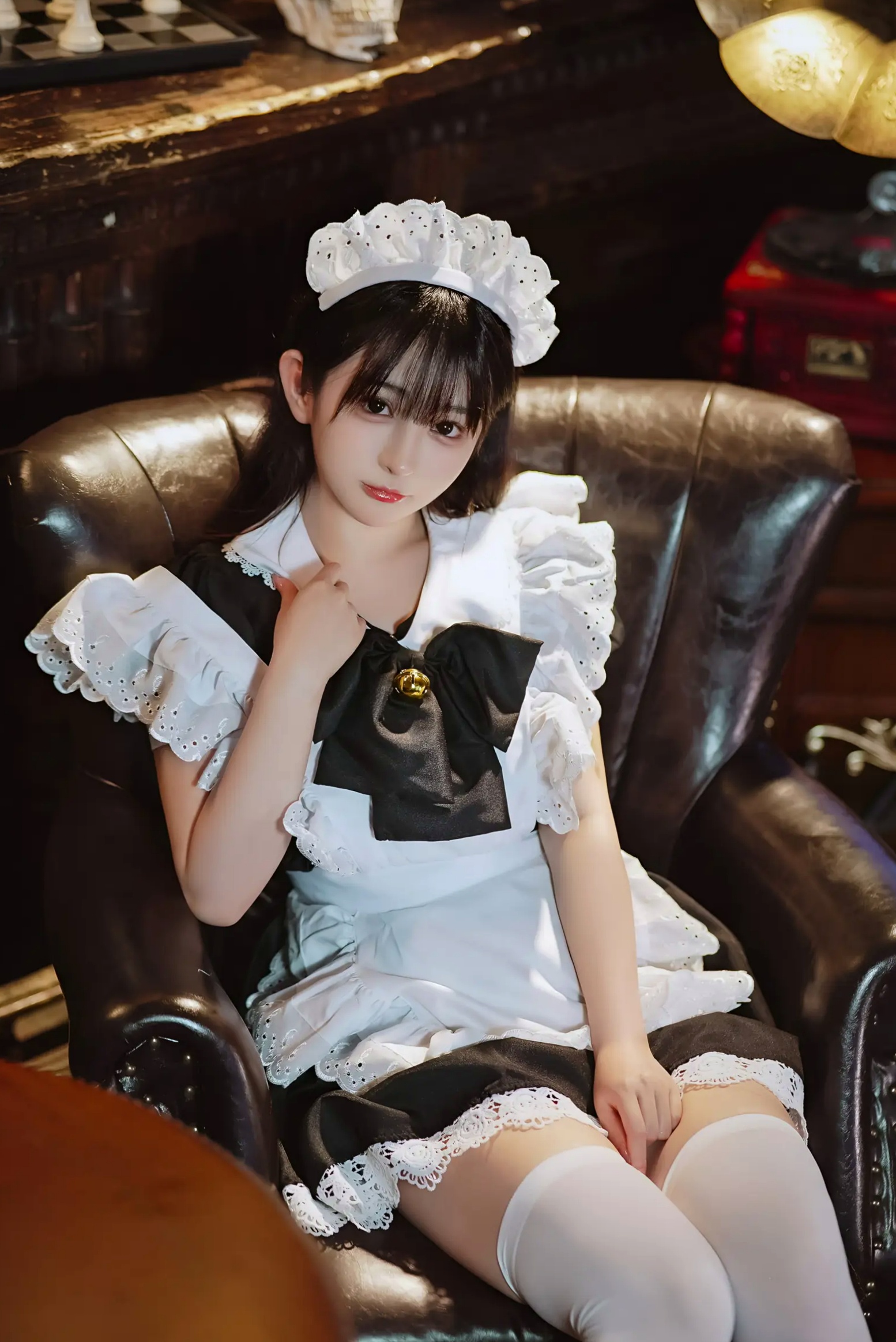 桜井宁宁 - 新符文女仆,复古书房场景的经典黑白制服诱惑,软萌纯欲,展现极致的女仆角色扮演魅力