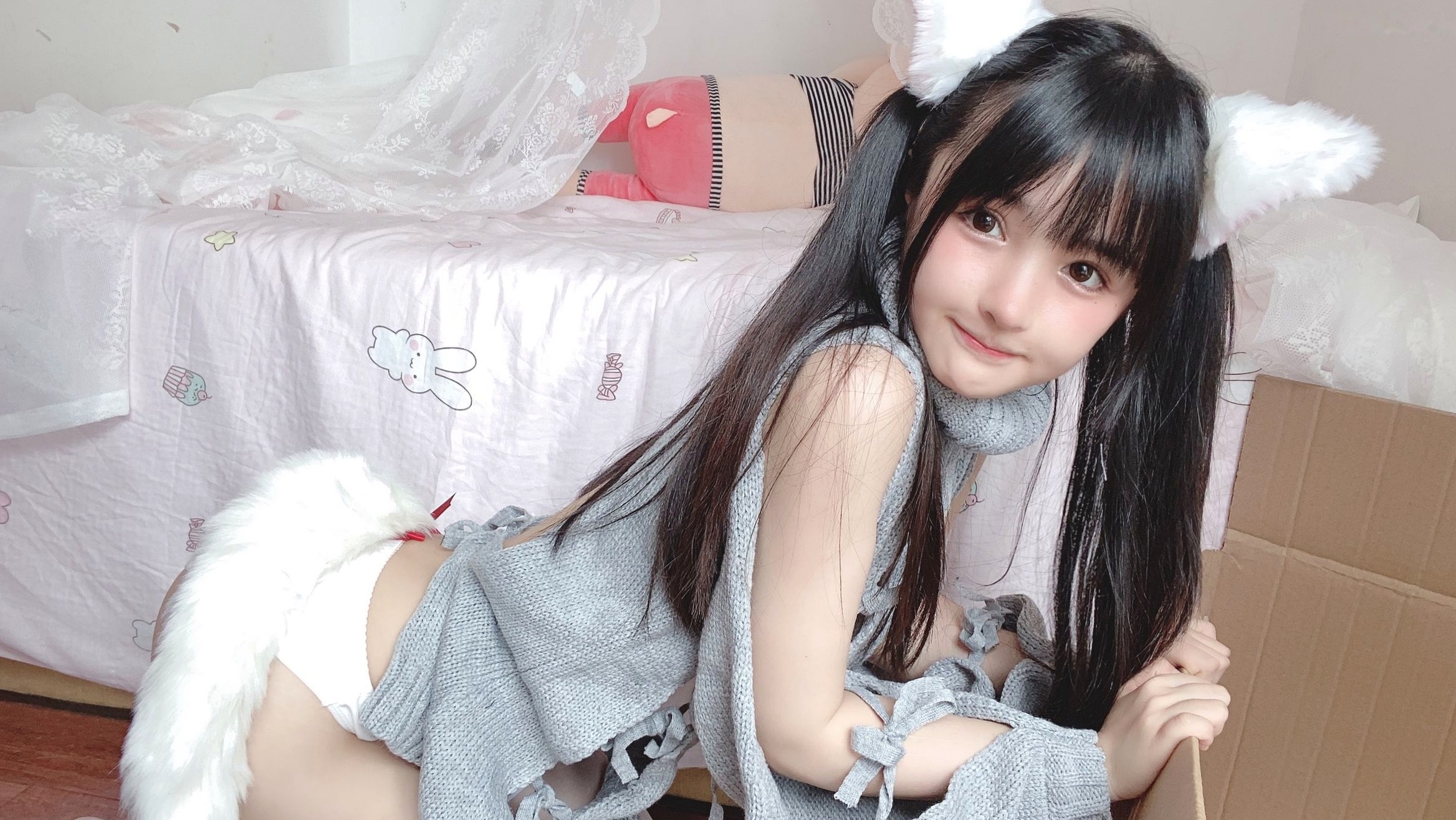 桜井宁宁-016-白い猫ちゃん