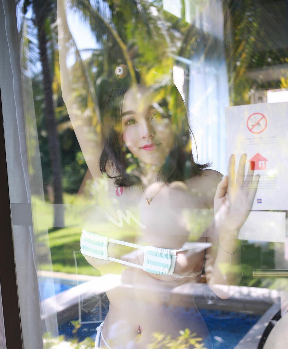 美艳少妇沈蜜桃offG奶诱惑私房照