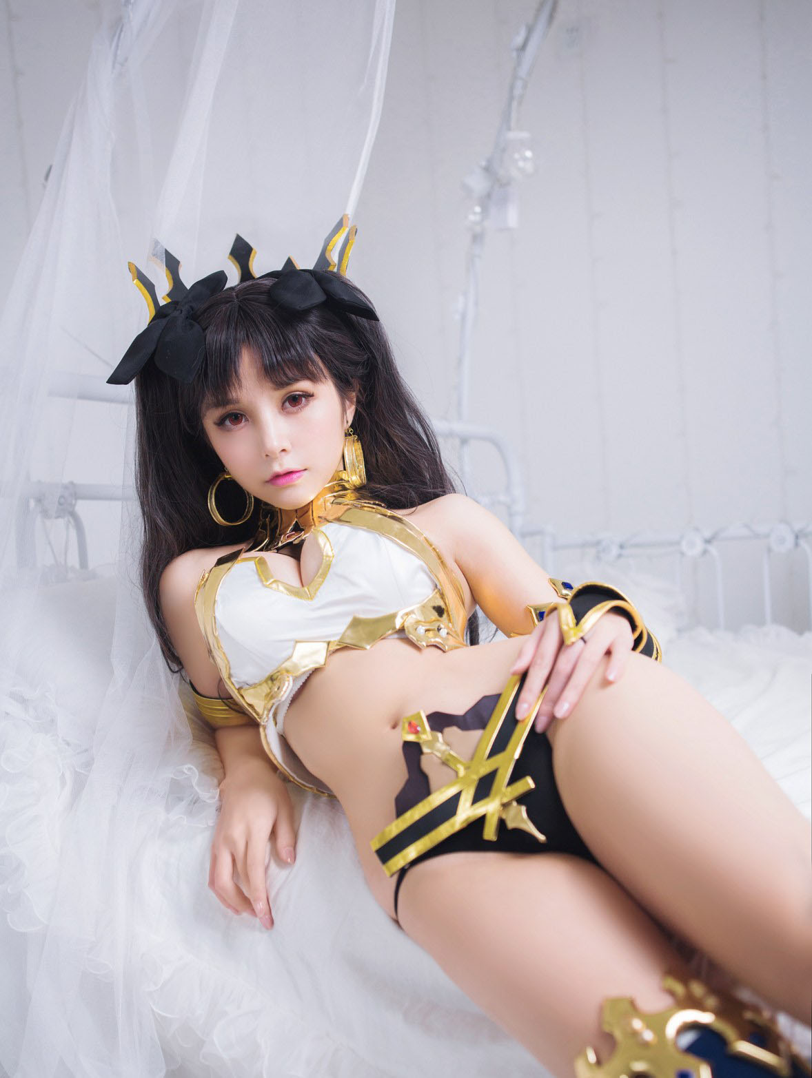 性感女神夏美酱魅力诱惑无限写真