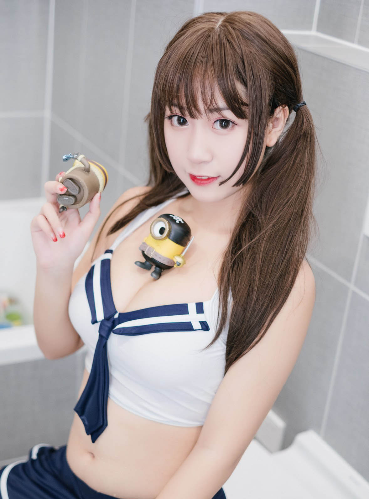 学生妹子猫九酱Sakura无圣光爆乳写真