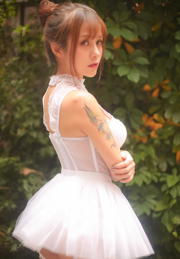 美女尤物夏美酱极致诱惑性感写真
