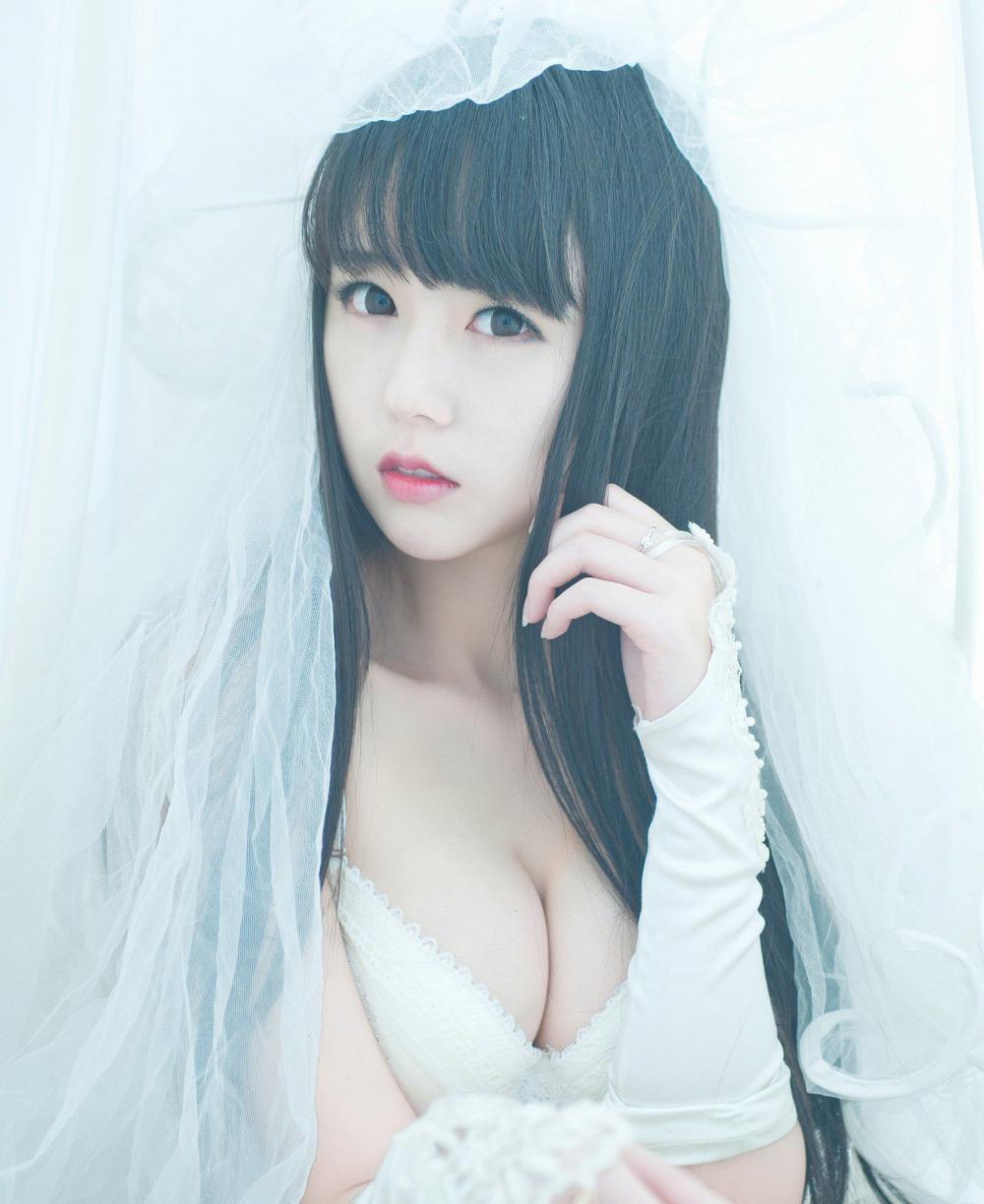 婚纱美女伊伊EvaBarbieG奶诱惑福利图