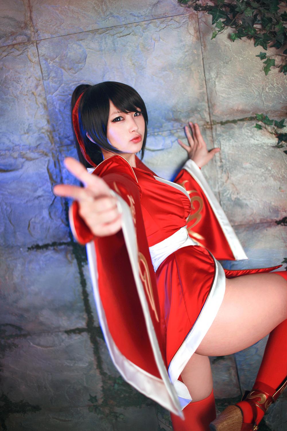 《英雄联盟》鬼武姬阿卡丽性感美女Cosplay - 螺旋猫Doremi