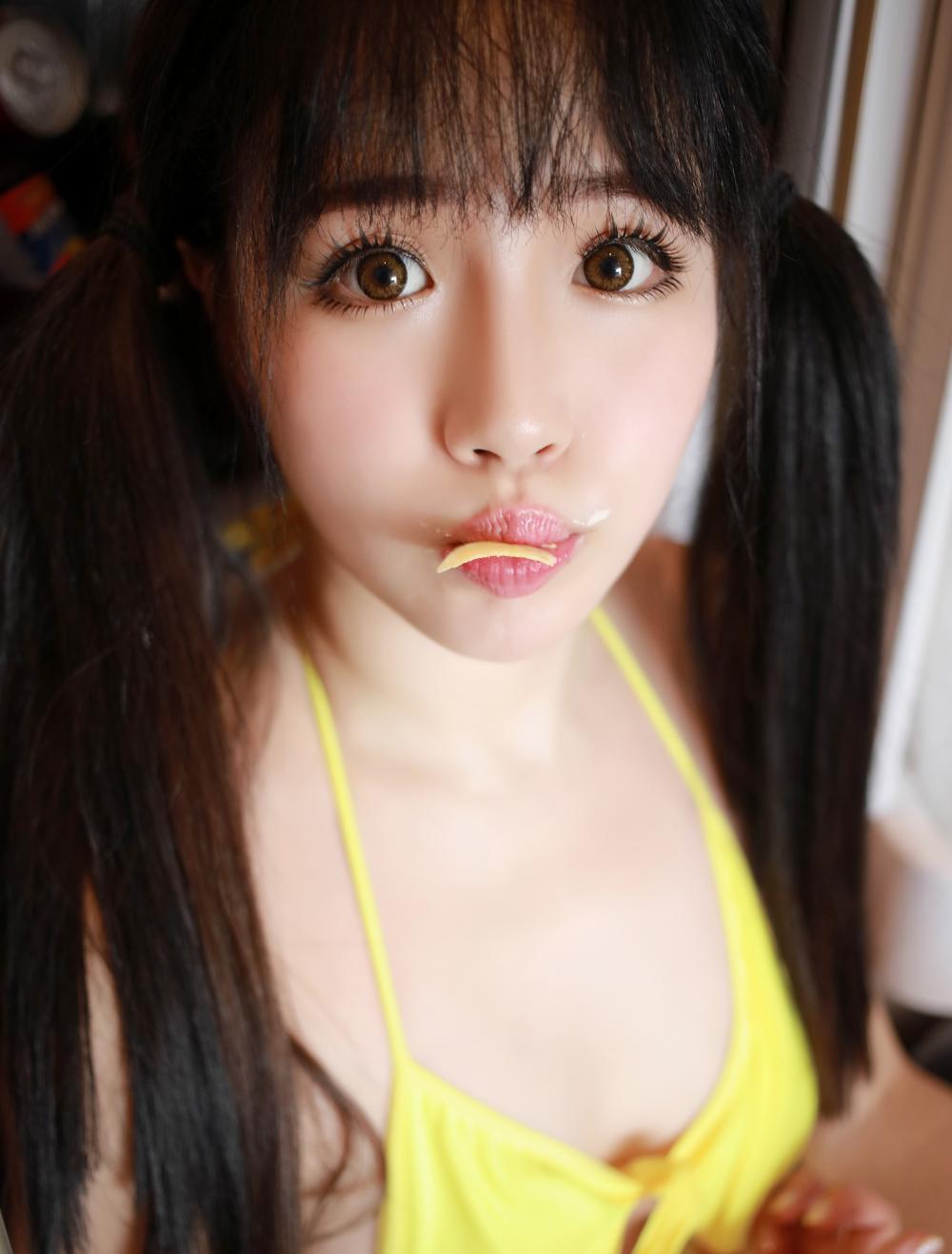 大眼萌妹徐cake高清图片