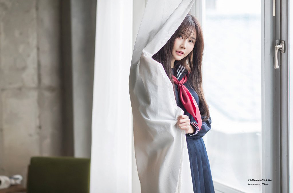 学生妹性感少女韩佳恩制服诱惑长腿尤物私房照