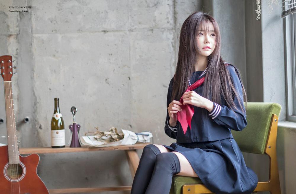 黑丝美腿清纯学生妹制服诱惑可爱少女韩佳恩私房照