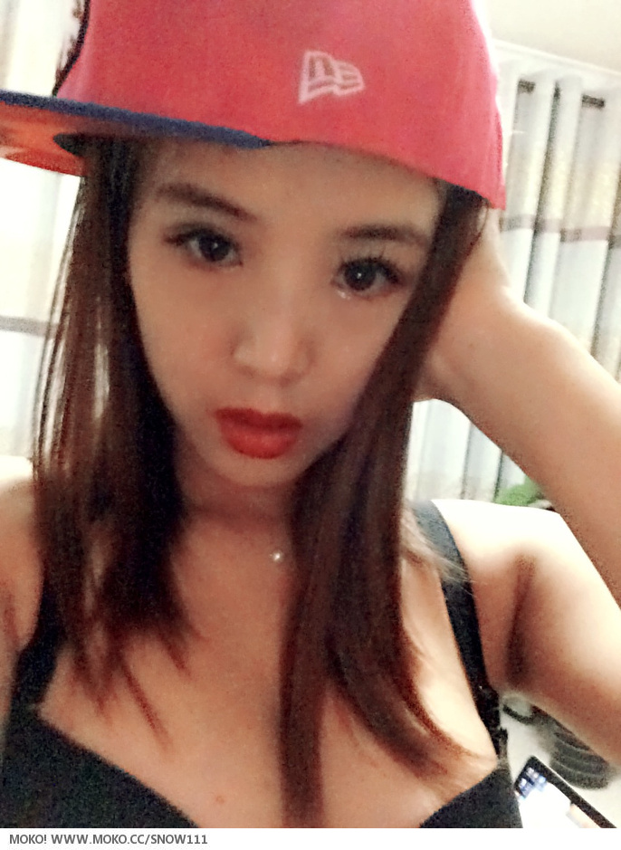 靓丽嫩模艾比利个摄影艺术写真