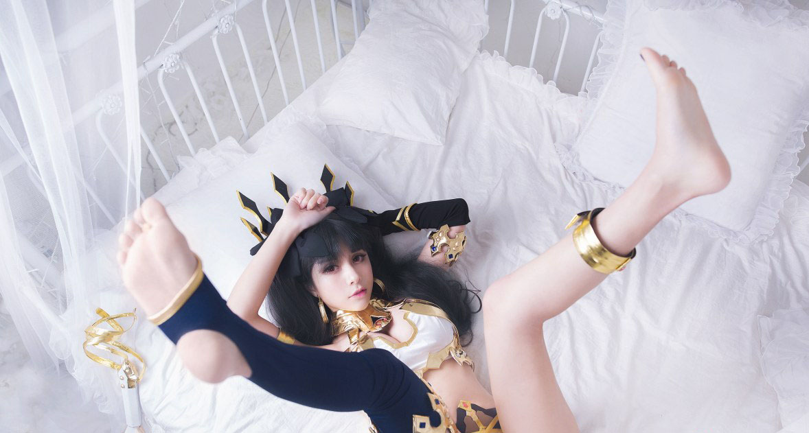 宅男女神夏美酱性感火辣写真