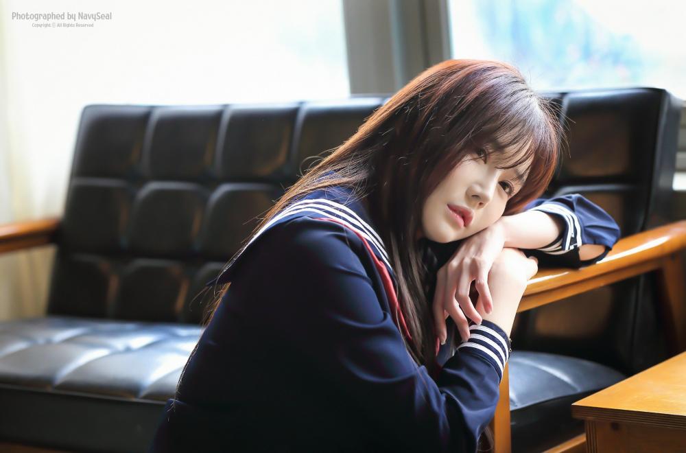 制服诱惑黑丝美腿清纯学生妹可爱少女韩佳恩私房照
