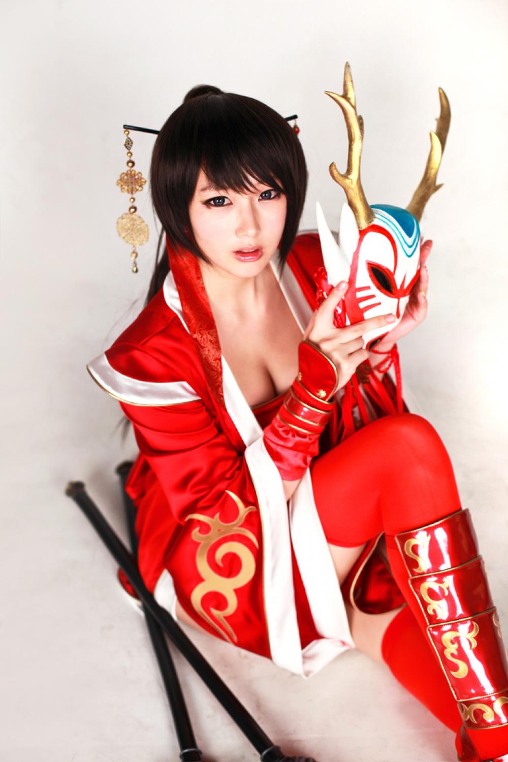 《英雄联盟》鬼武姬阿卡丽性感美女Cosplay - 螺旋猫Doremi