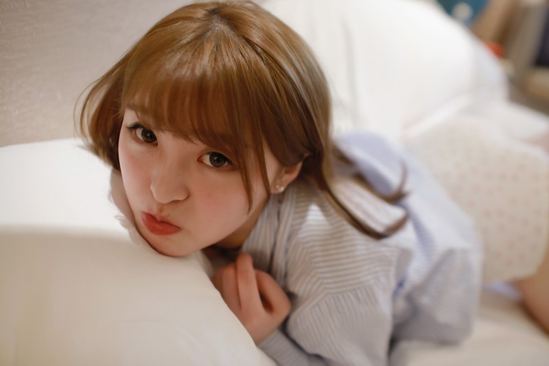 俏皮美女MoMo性感诱惑福利写真