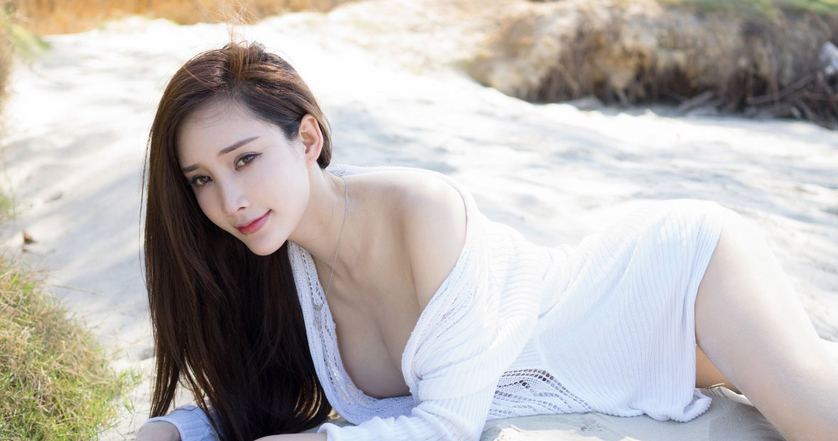 土肥圆矮挫穷沙滩爆乳无圣光写真集
