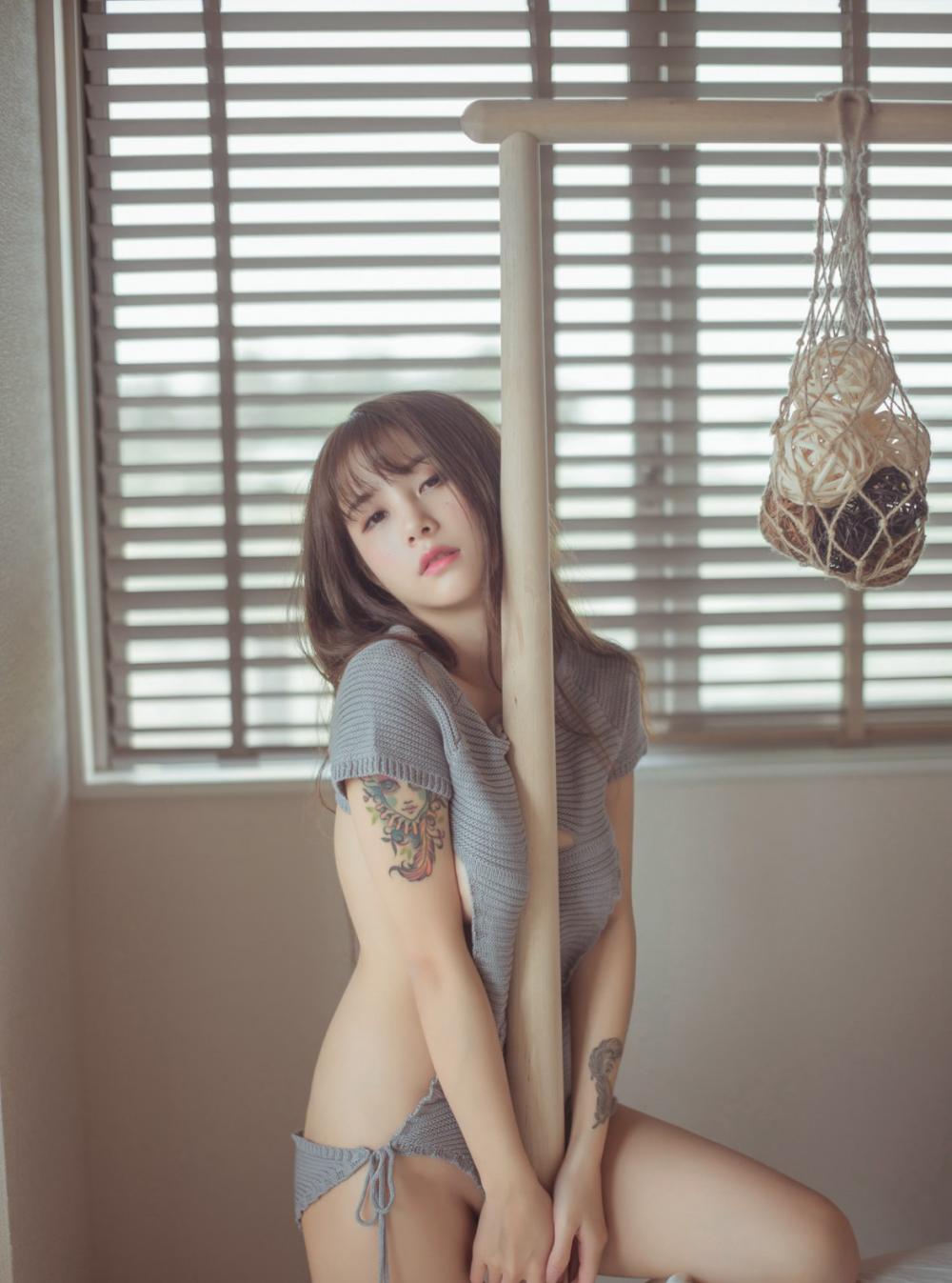 惹火美女夏美酱大尺度露骨写真下载