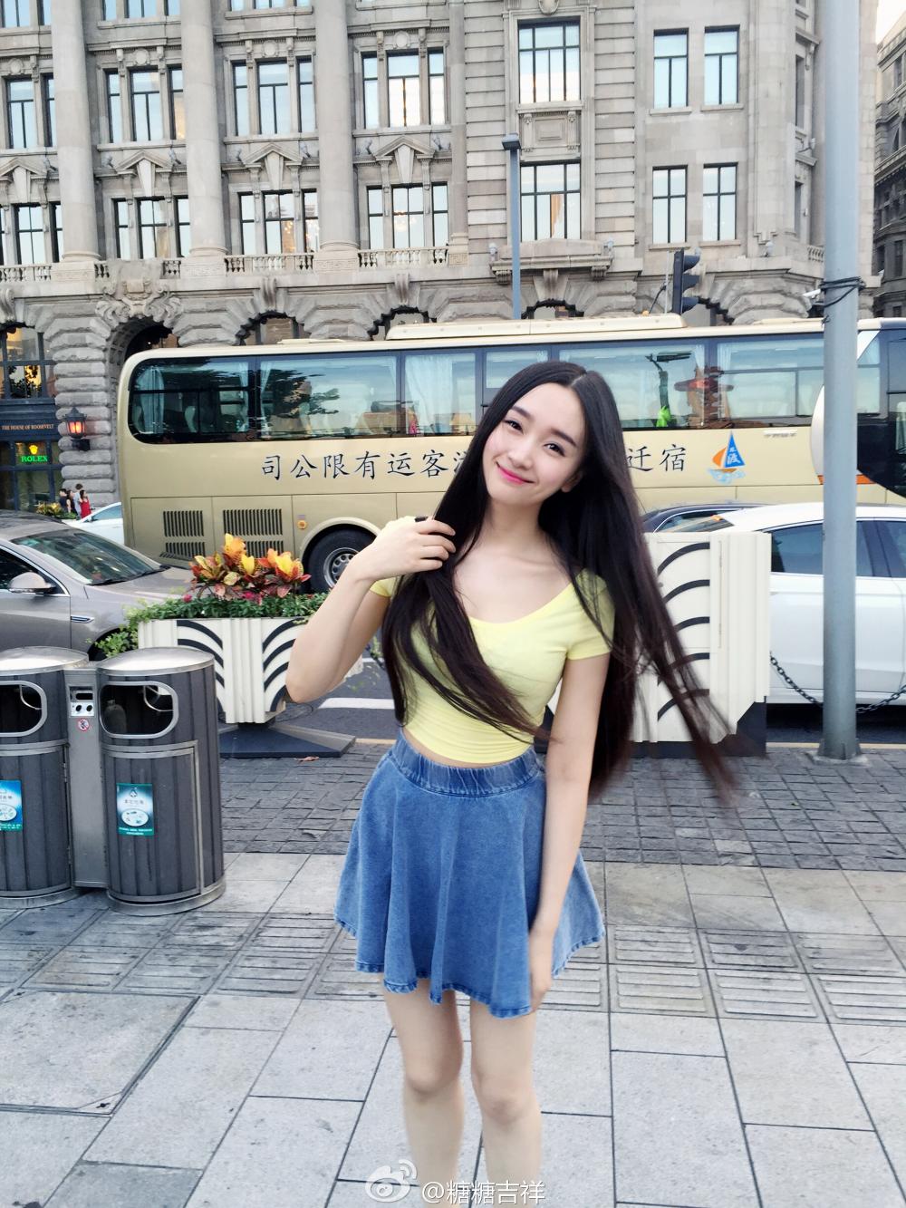 丰满诱人mm糖糖吉祥唯美街拍