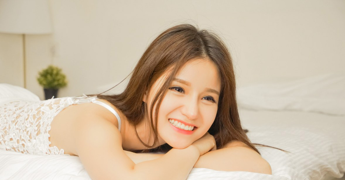 清纯美女玟姊BABY可爱俏皮自拍照