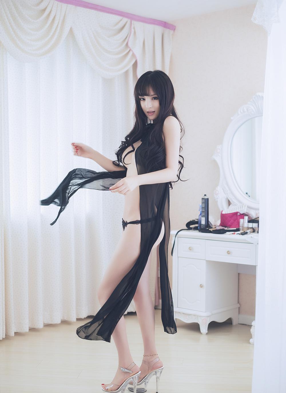 尤果网美女颜瑜性感销魂写真