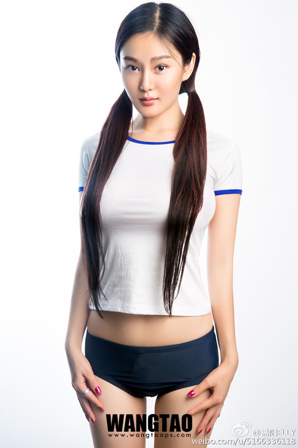 清纯萌妹易阳ELLY性感美女图片