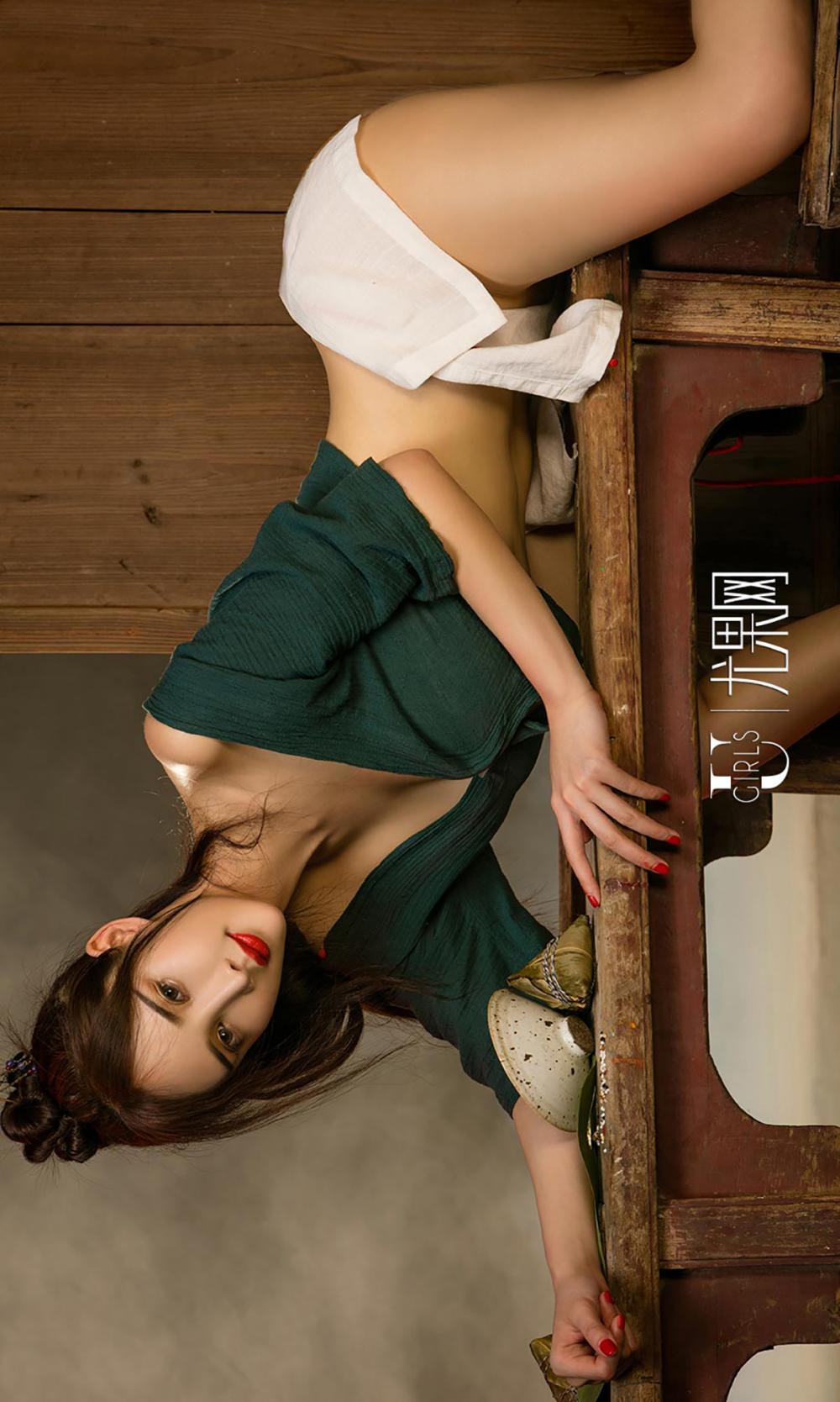 妖艳美女周妍希真空爆乳诱惑写真下载