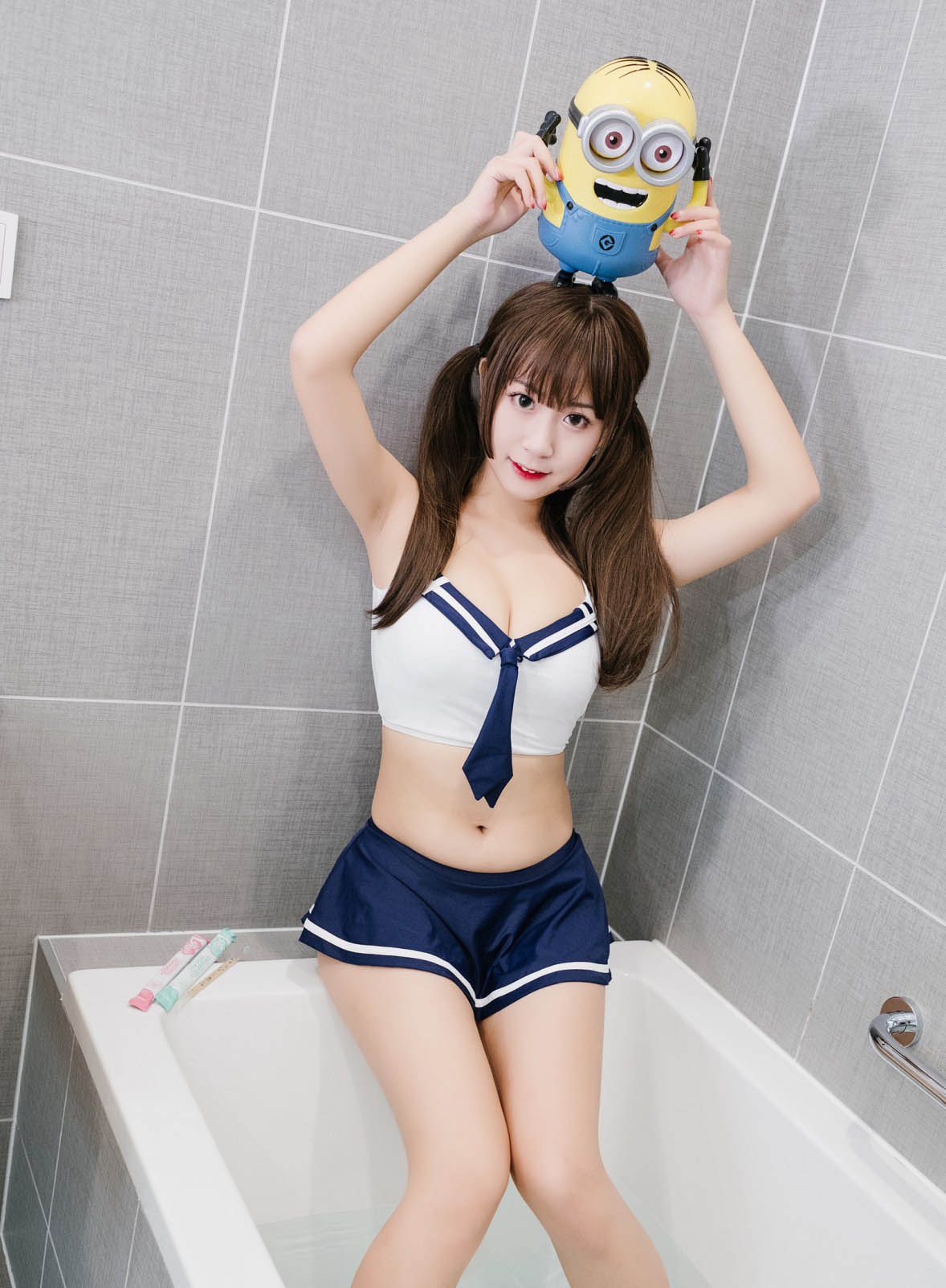 性感萌妹猫九酱Sakura制服美腿诱惑写真