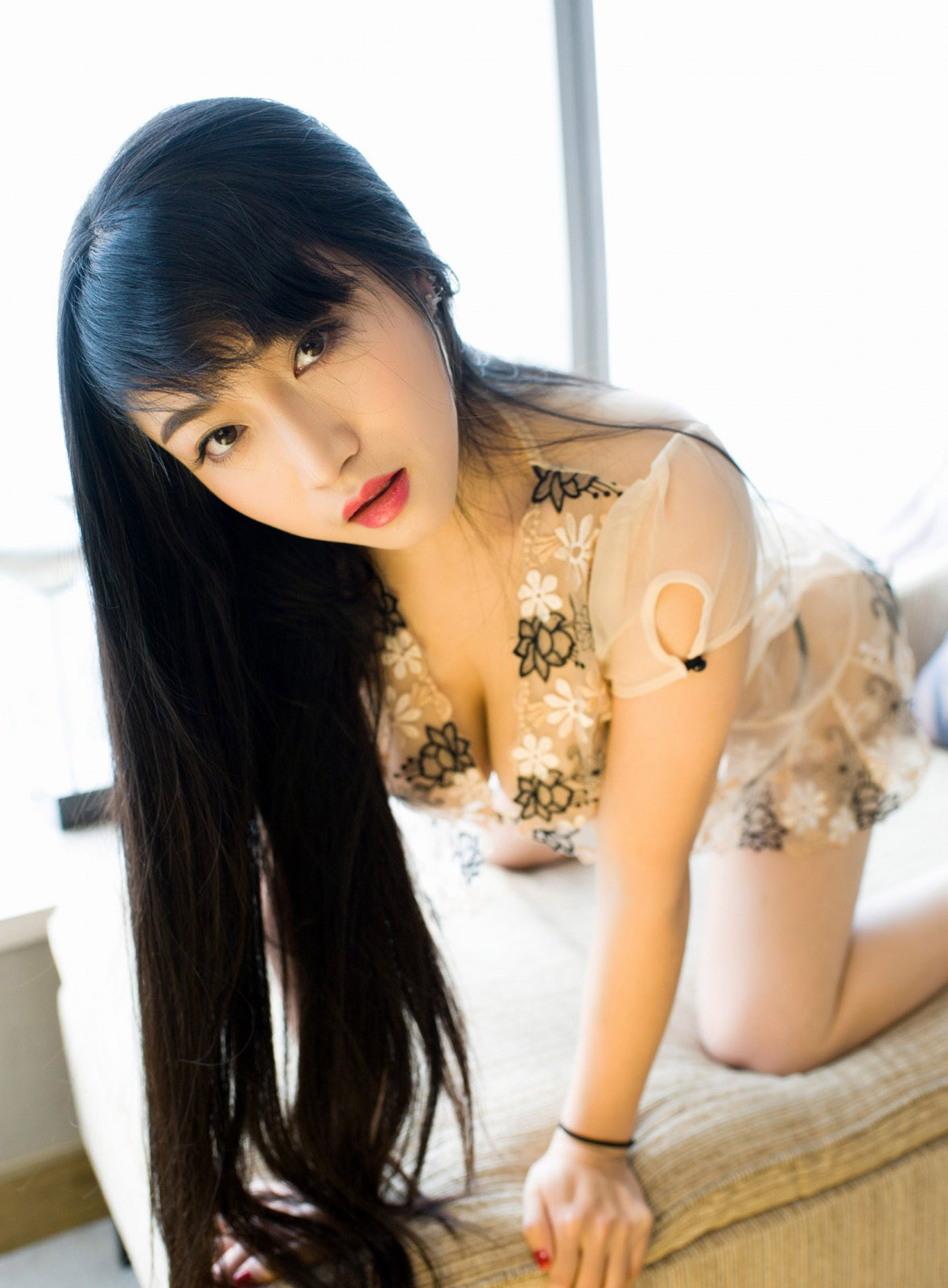 惹火美女盼盼玉奴大尺度露乳写真下载