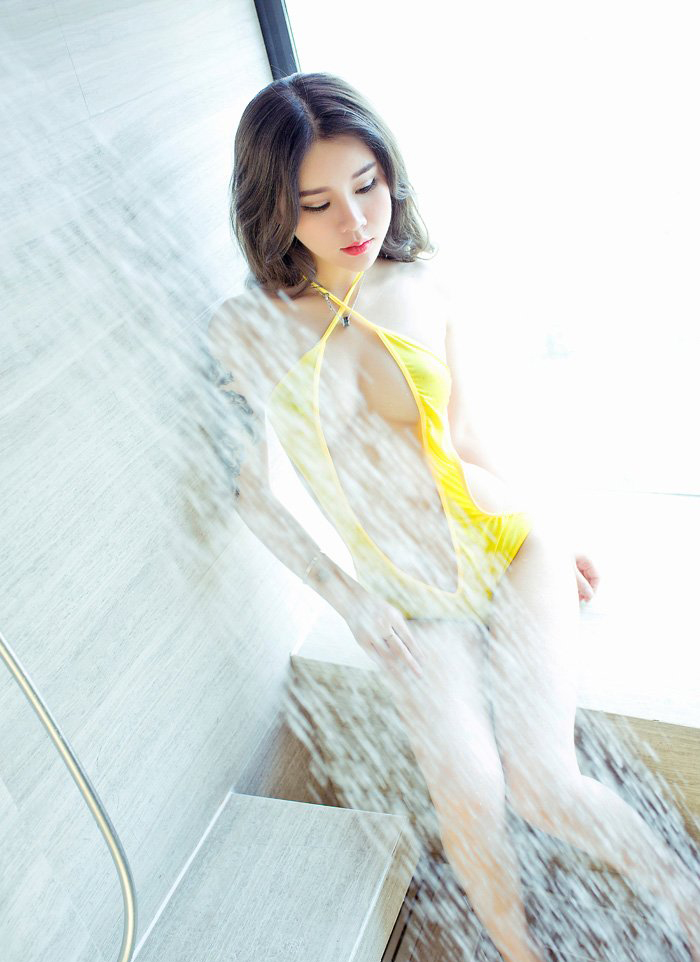 性感湿身美女爱丽莎Lisa诱惑迷人写真