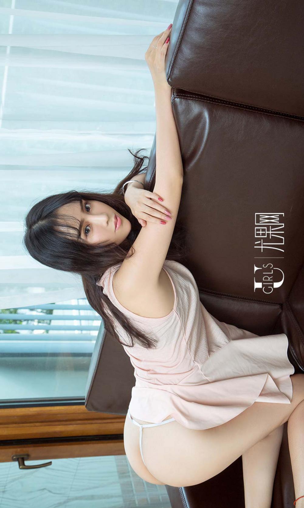 丁字裤美女Nicky大尺度翘臀写真
