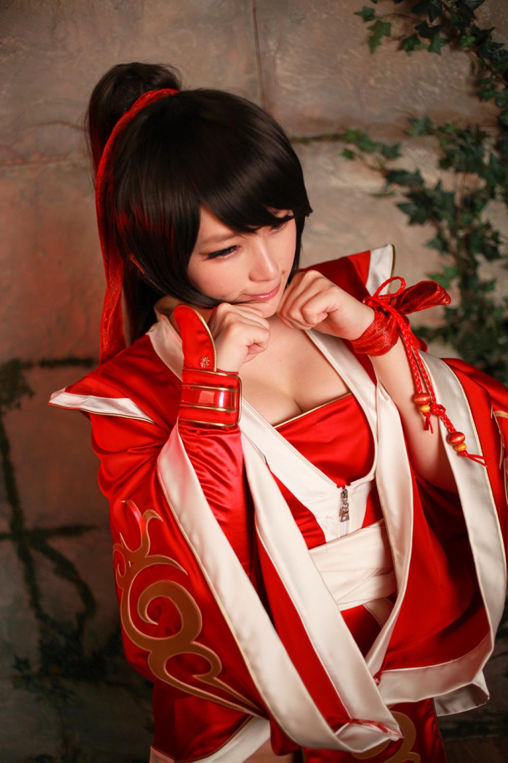 《英雄联盟》鬼武姬阿卡丽性感美女Cosplay - 螺旋猫Doremi