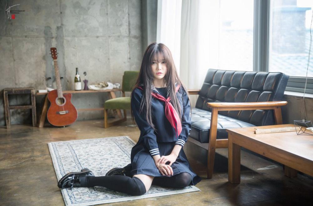 美腿控甜美少女清纯学生妹韩佳恩制服诱惑私房照