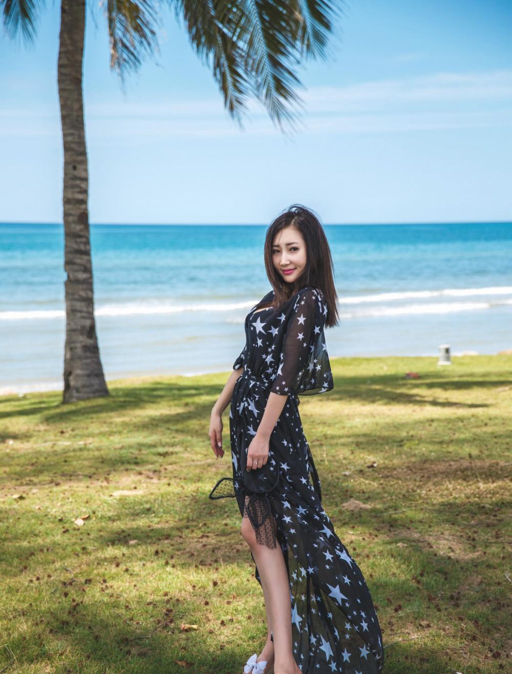 连衣裙女神Yumi尤美无圣光旅拍图下载