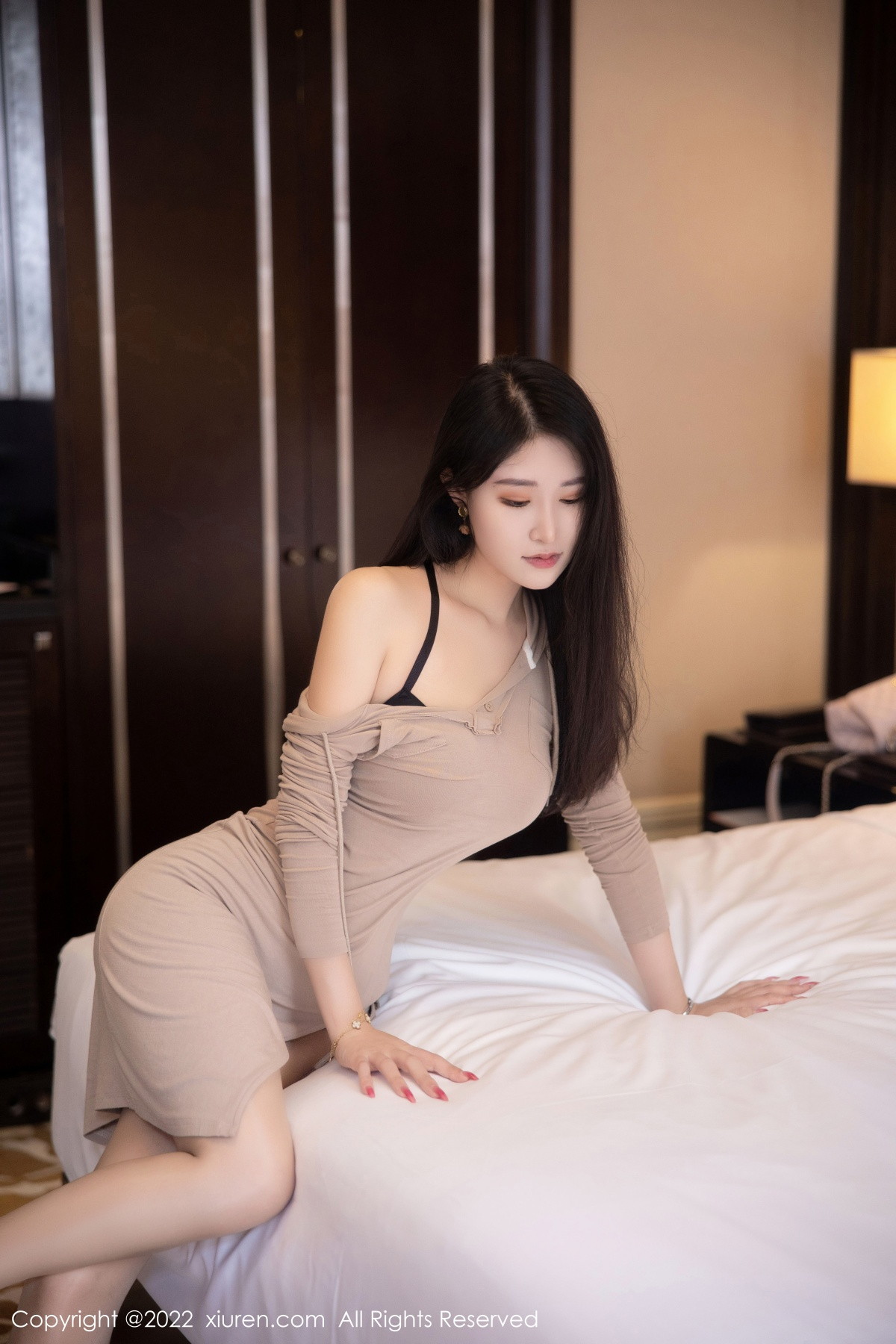 [XiuRen]高清写真图 2022.12.06 No.5955 司柠 丝袜美腿
