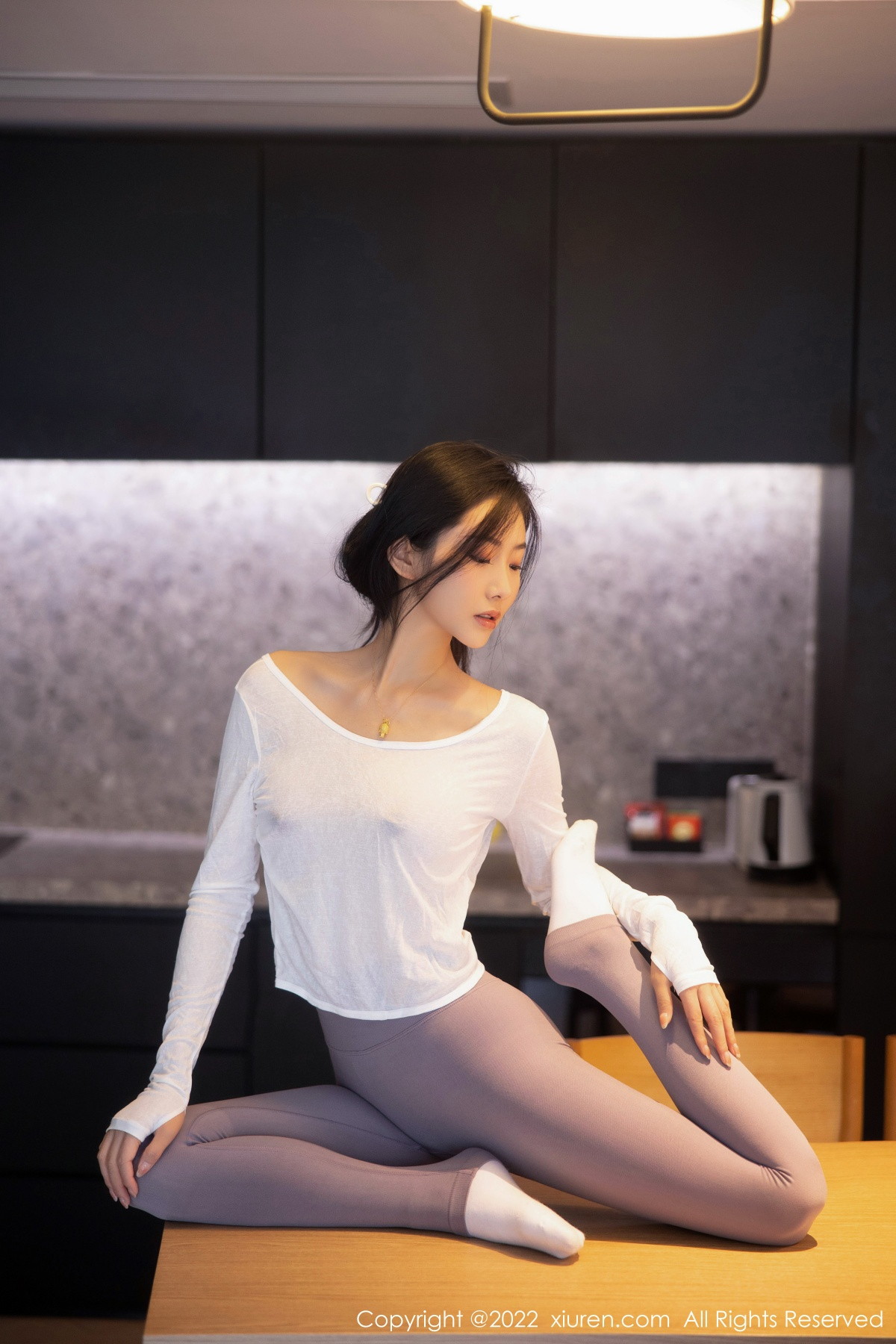 [XiuRen]高清写真图 2022.11.03 No.5799 苏苏阿 新人瑜伽服